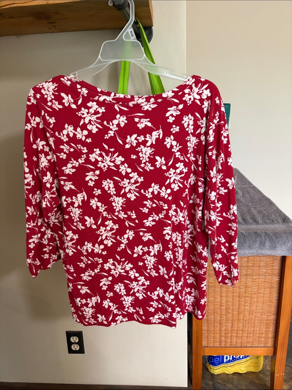 Women’s Red Floral Long Sleeve Tee